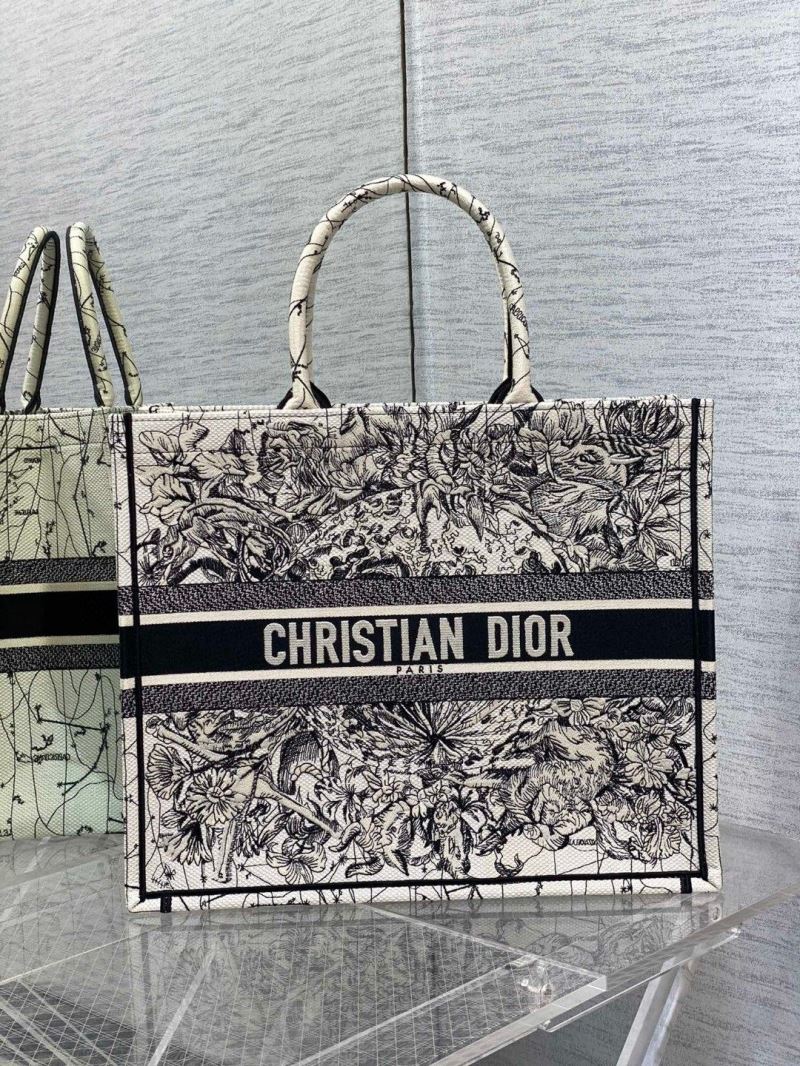 Christian Dior Shopping Bags